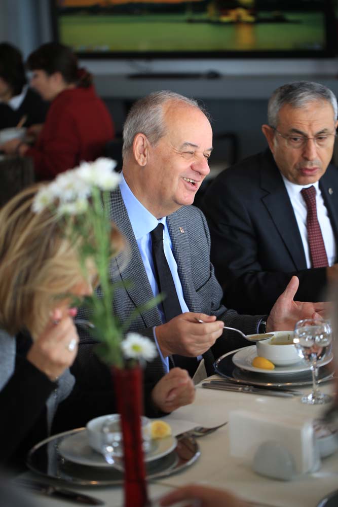 İlker Başbuğ BAU'da Orta Doğu ve Türkiye Konferansı'na Katıldı