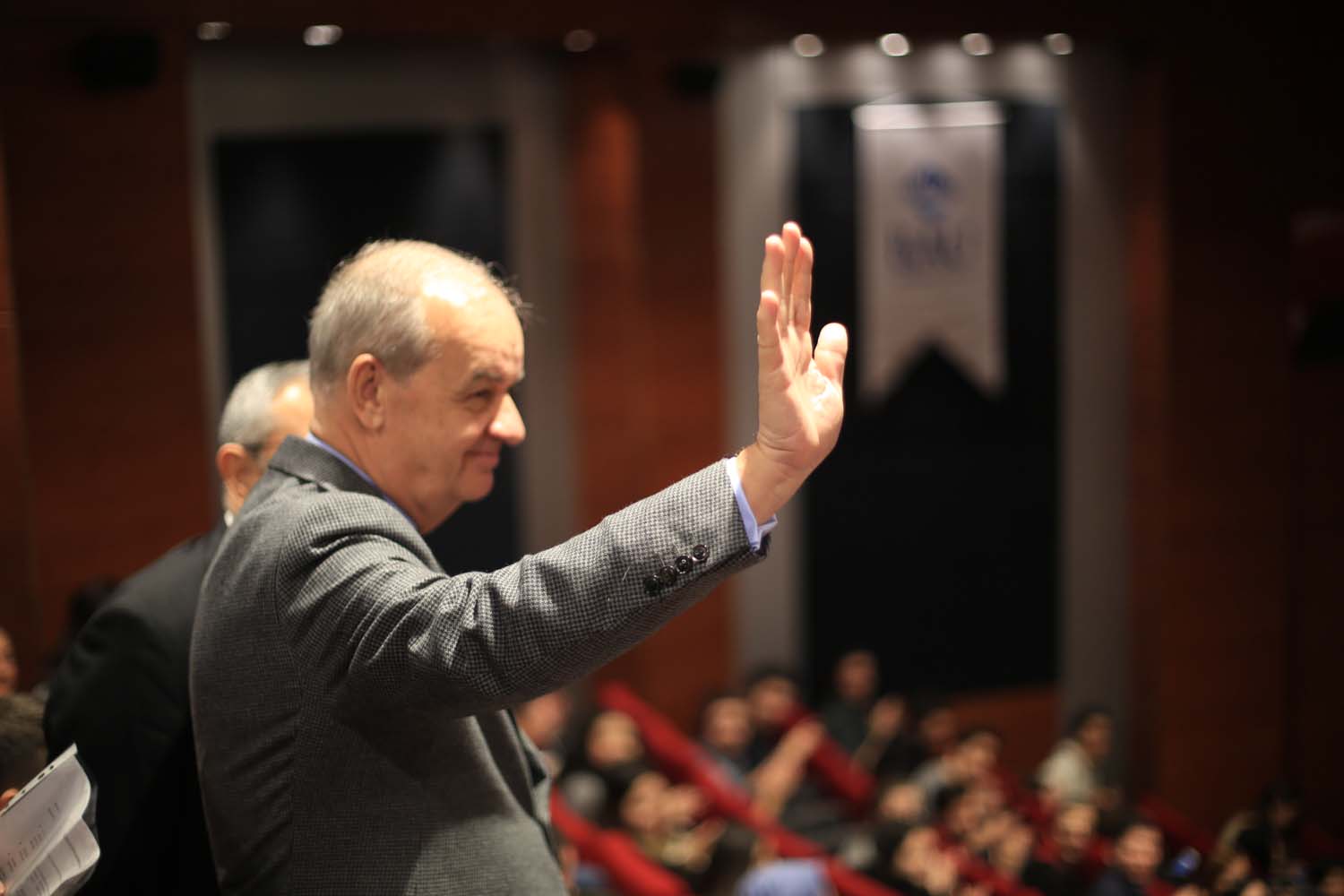 İlker Başbuğ BAU'da Orta Doğu ve Türkiye Konferansı'na Katıldı