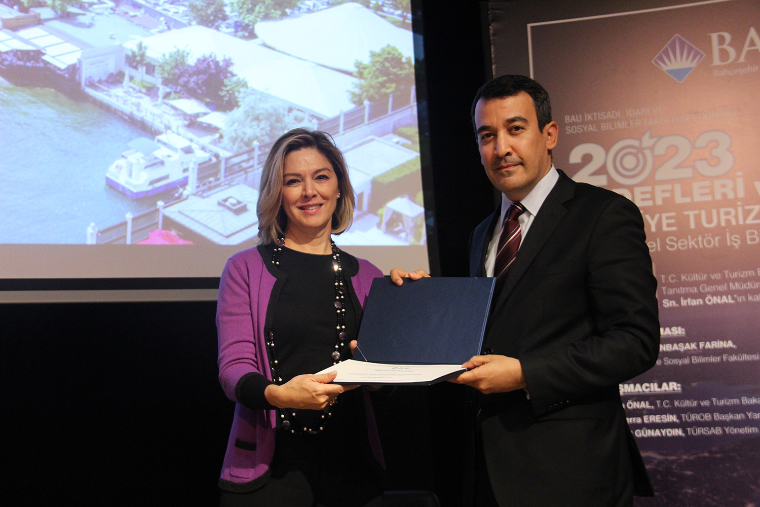 “2023 Hedefleri ve Türkiye Turizmi: Kamu – Özel Sektör İşbirliği” Paneli Gerçekleşti