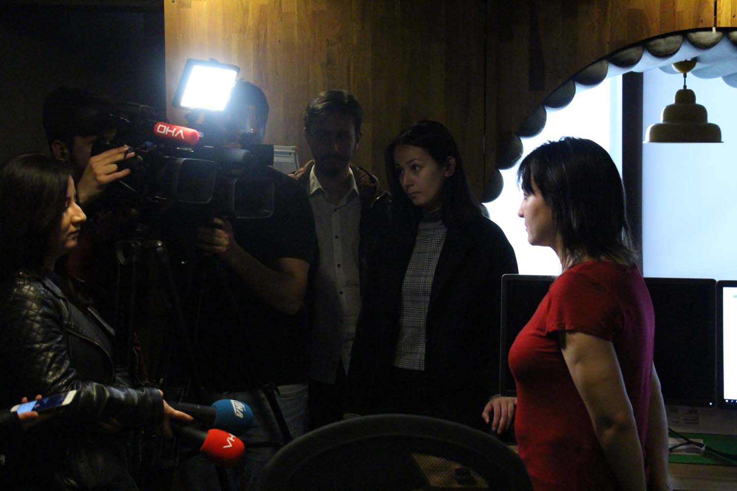 Disleksili Çocuklar VR ile Sanal Gezintiye Çıktı, Graffiti ile Beşiktaş Duvarlarını Renklendirdi