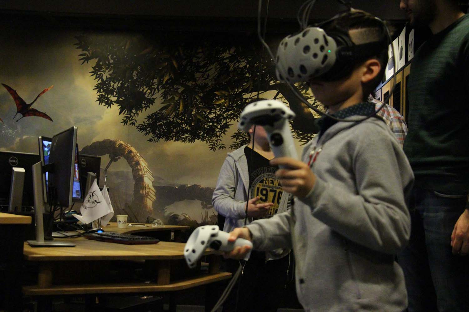 Disleksili Çocuklar VR ile Sanal Gezintiye Çıktı, Graffiti ile Beşiktaş Duvarlarını Renklendirdi