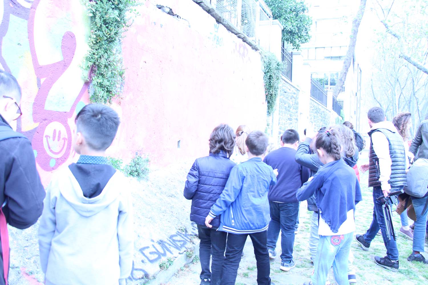 Disleksili Çocuklar VR ile Sanal Gezintiye Çıktı, Graffiti ile Beşiktaş Duvarlarını Renklendirdi