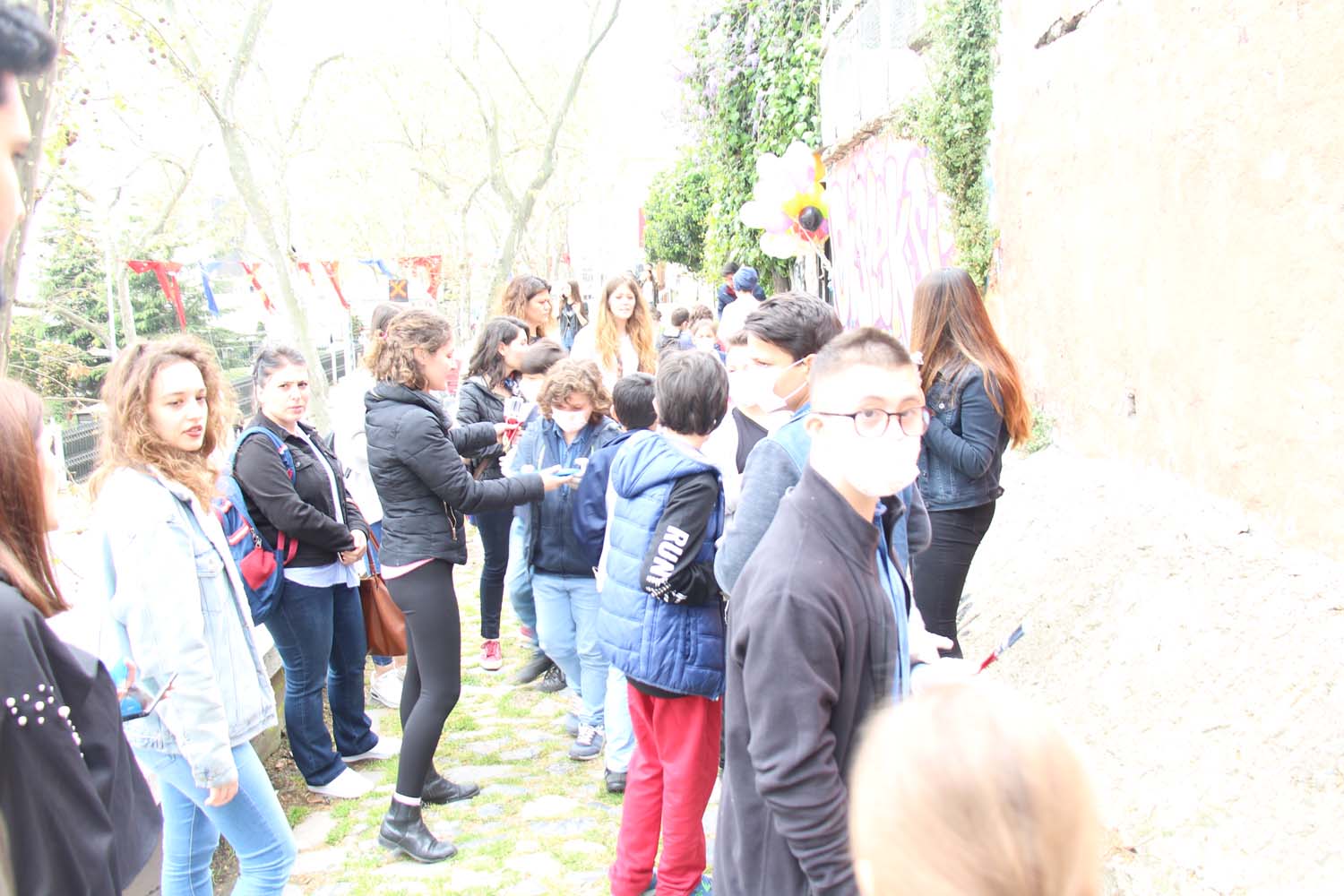 Disleksili Çocuklar VR ile Sanal Gezintiye Çıktı, Graffiti ile Beşiktaş Duvarlarını Renklendirdi