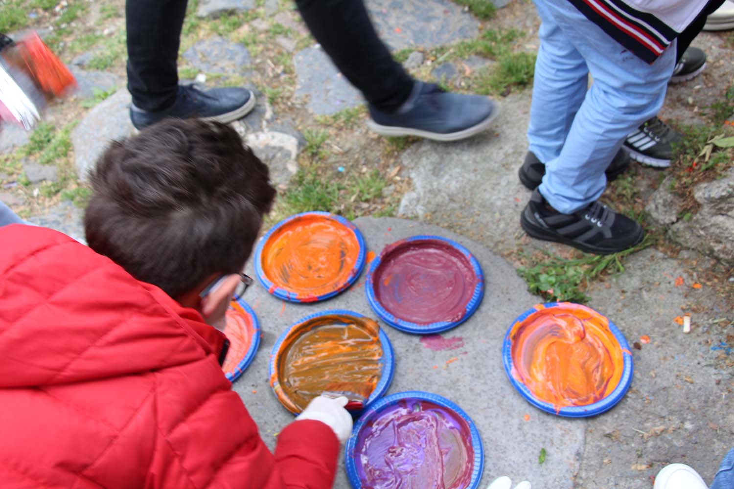 Disleksili Çocuklar VR ile Sanal Gezintiye Çıktı, Graffiti ile Beşiktaş Duvarlarını Renklendirdi