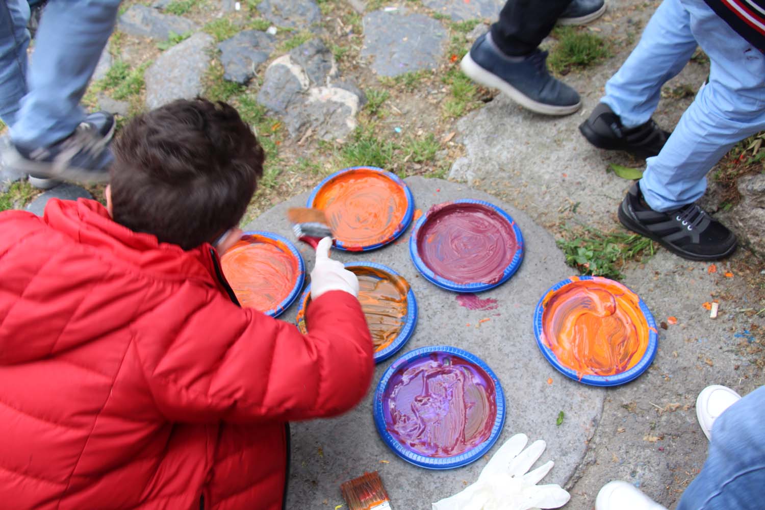 Disleksili Çocuklar VR ile Sanal Gezintiye Çıktı, Graffiti ile Beşiktaş Duvarlarını Renklendirdi