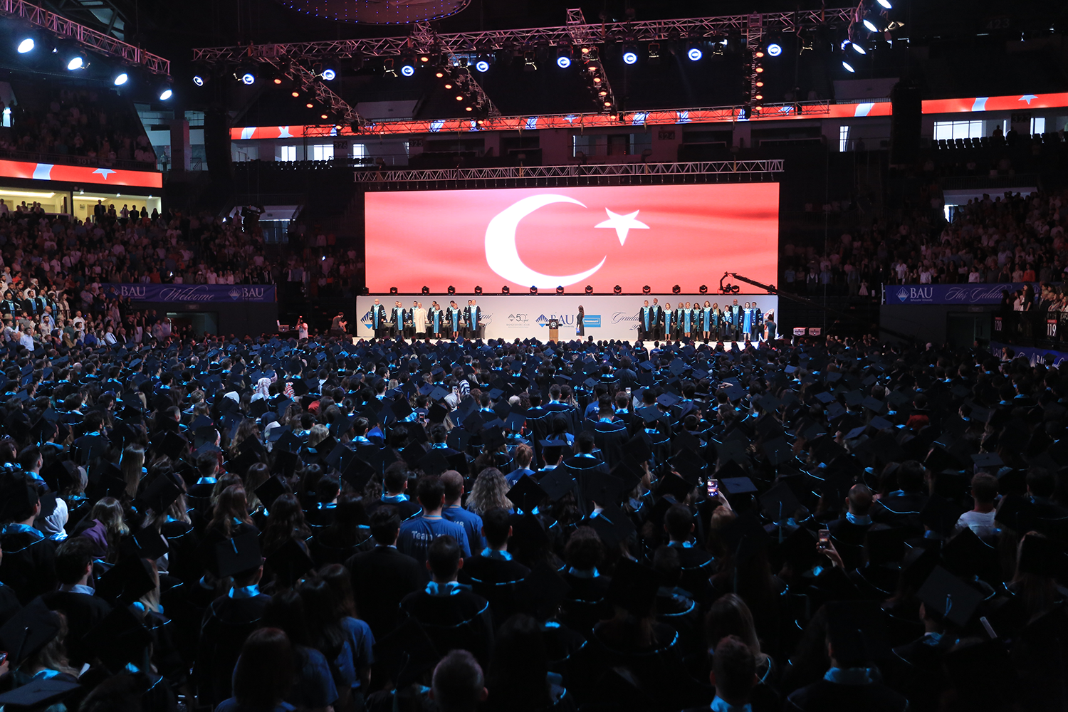 Bahçeşehir Üniversitesi 2017-2018 Mezuniyet Töreni