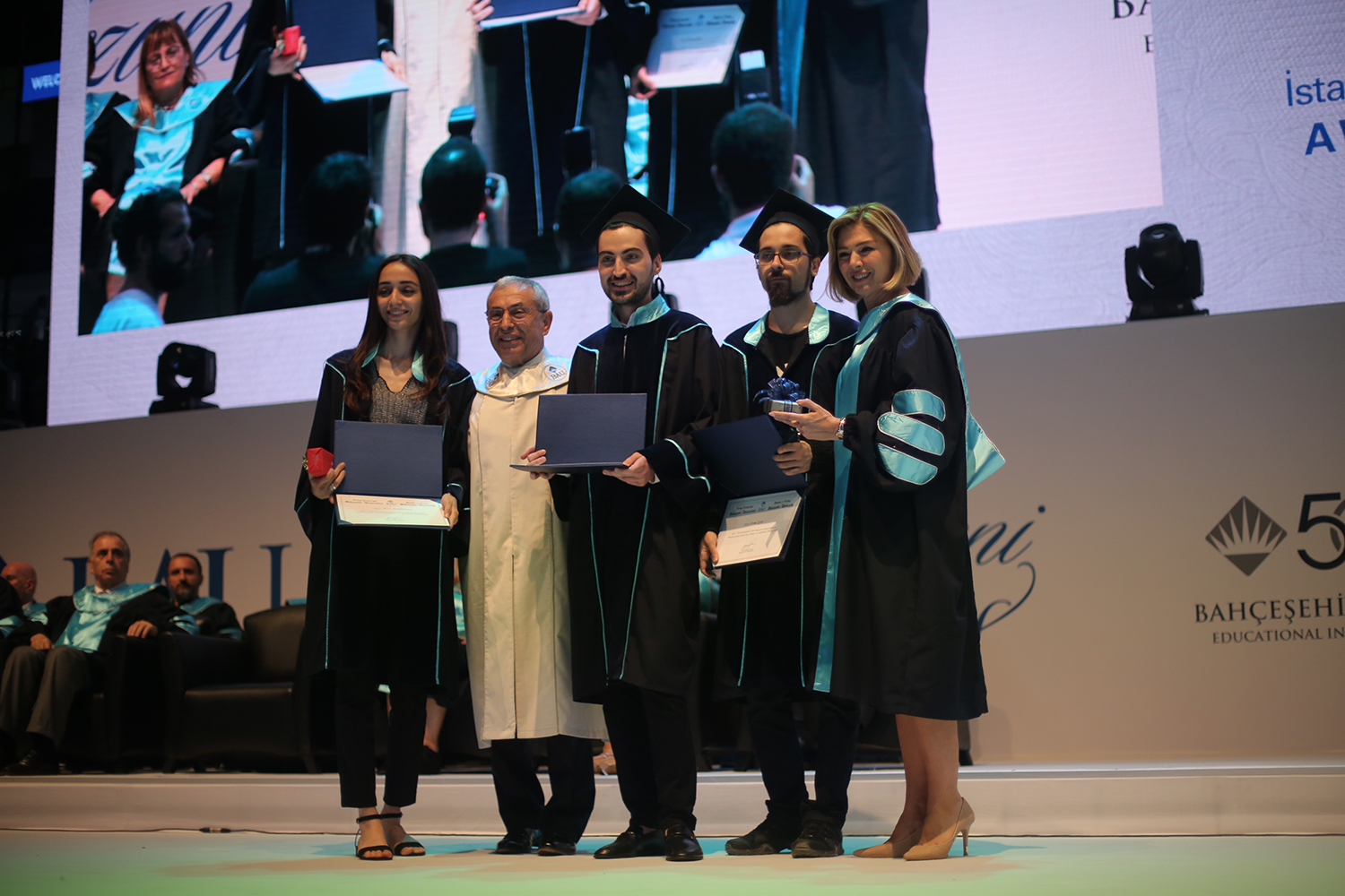 Bahçeşehir Üniversitesi 2017-2018 Mezuniyet Töreni