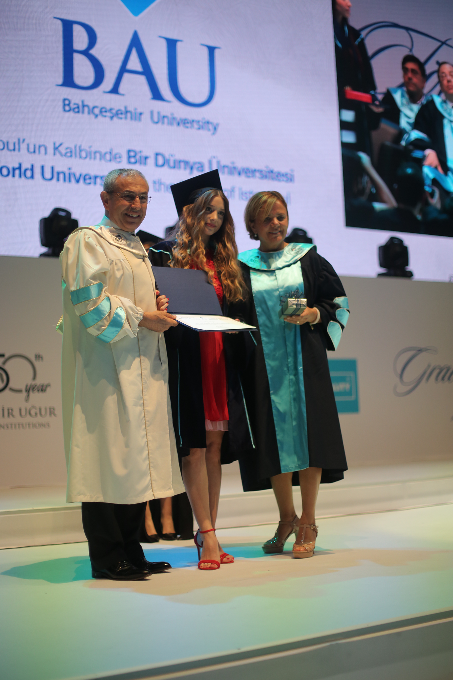 Bahçeşehir Üniversitesi 2017-2018 Mezuniyet Töreni