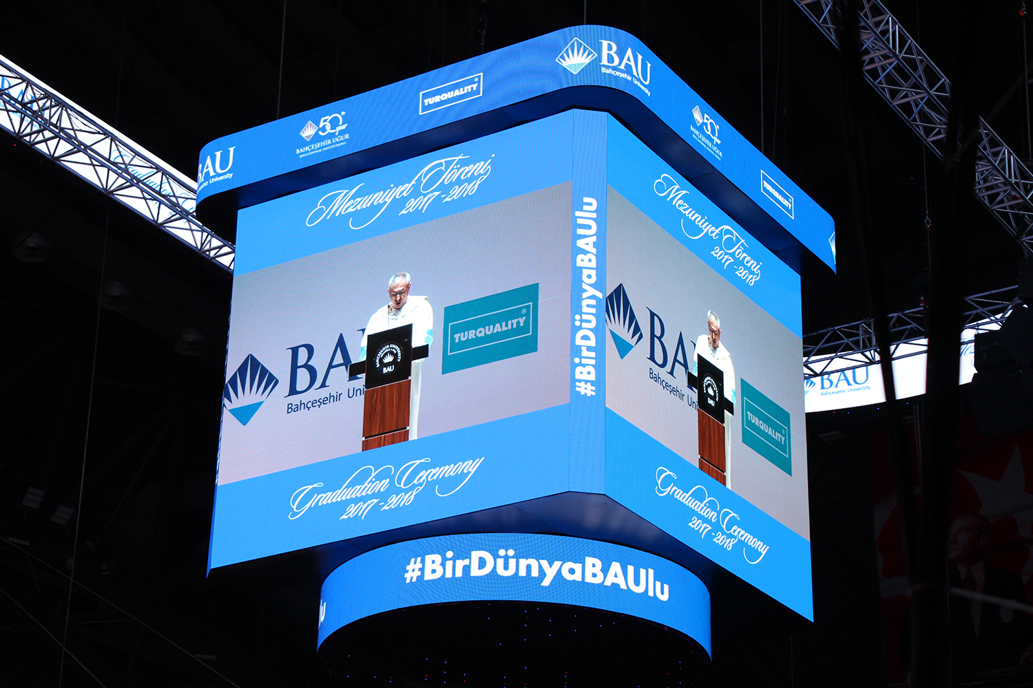 Bahçeşehir Üniversitesi 2017-2018 Mezuniyet Töreni