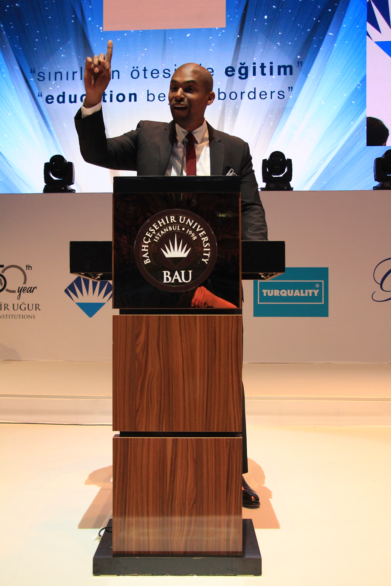 Bahçeşehir Üniversitesi 2017-2018 Mezuniyet Töreni