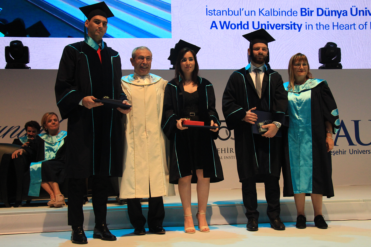 Bahçeşehir Üniversitesi 2017-2018 Mezuniyet Töreni