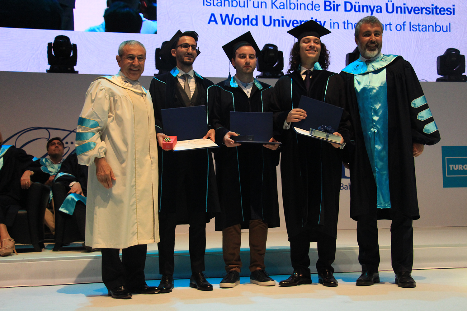 Bahçeşehir Üniversitesi 2017-2018 Mezuniyet Töreni