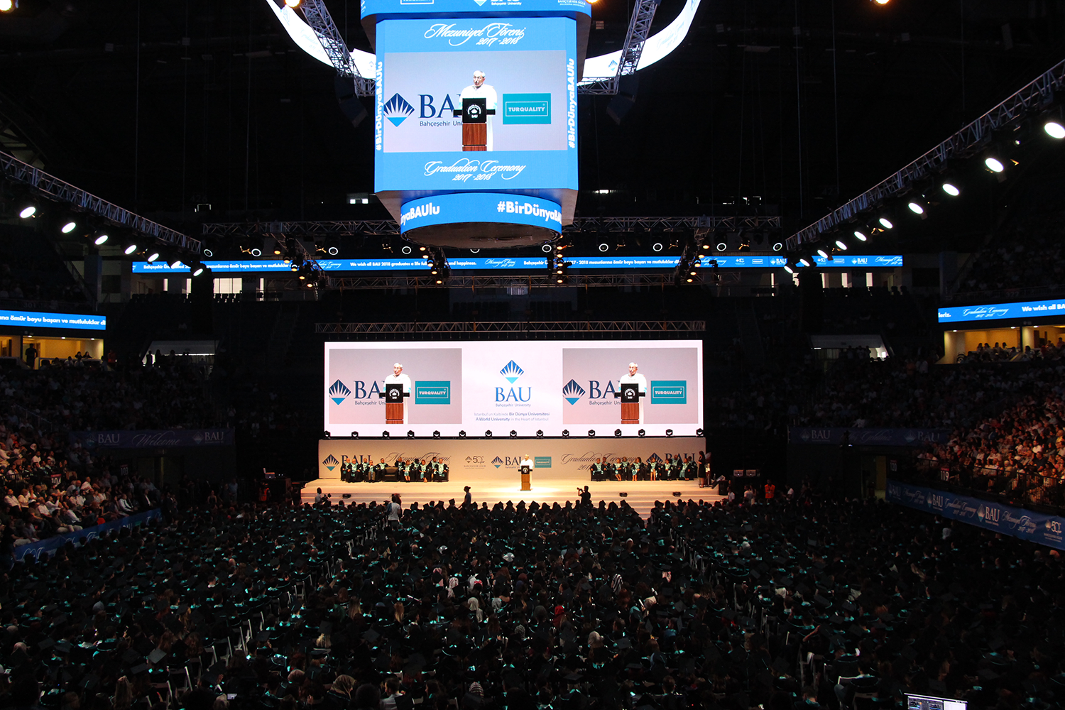 Bahçeşehir Üniversitesi 2017-2018 Mezuniyet Töreni
