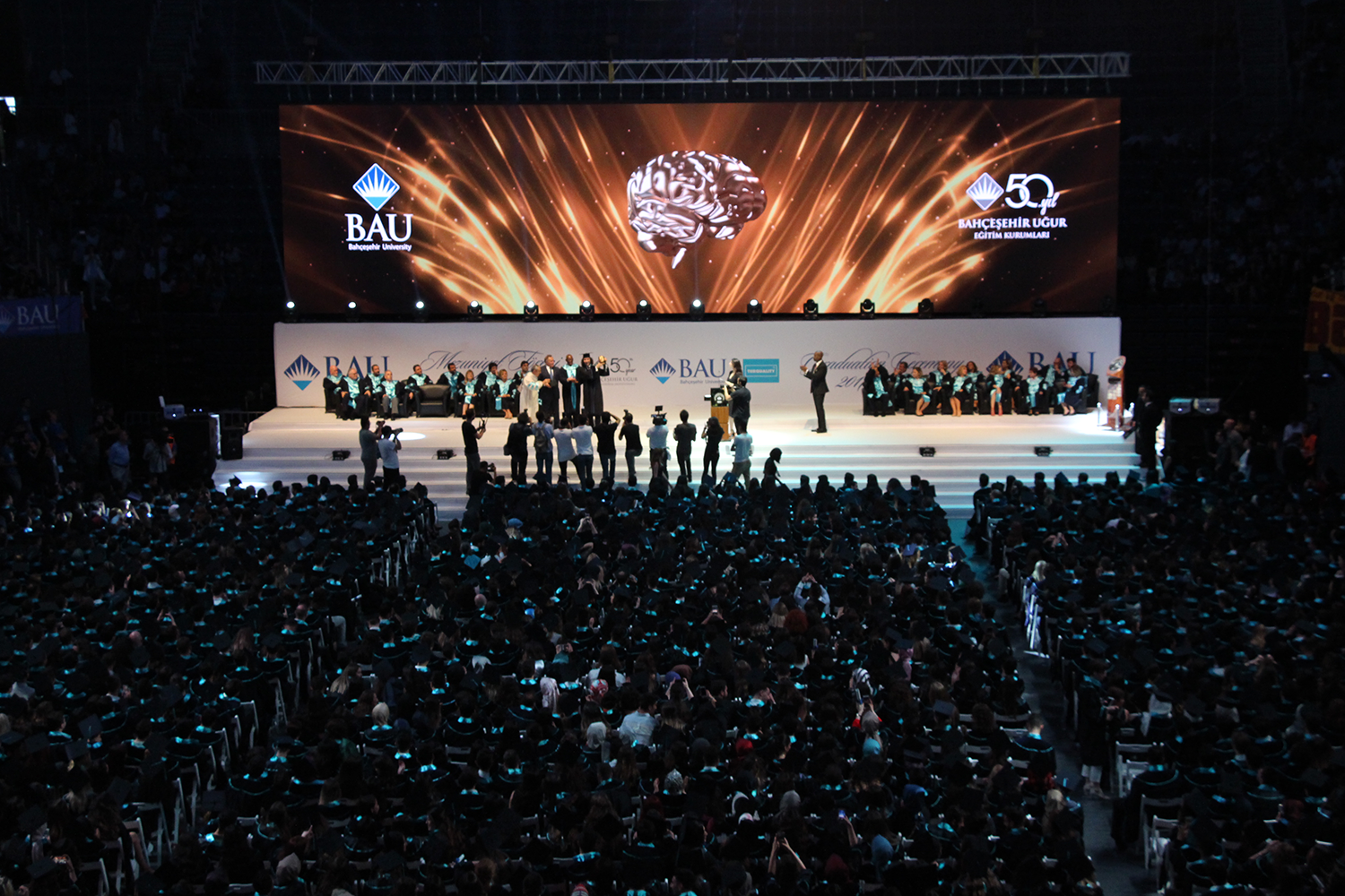 Bahçeşehir Üniversitesi 2017-2018 Mezuniyet Töreni