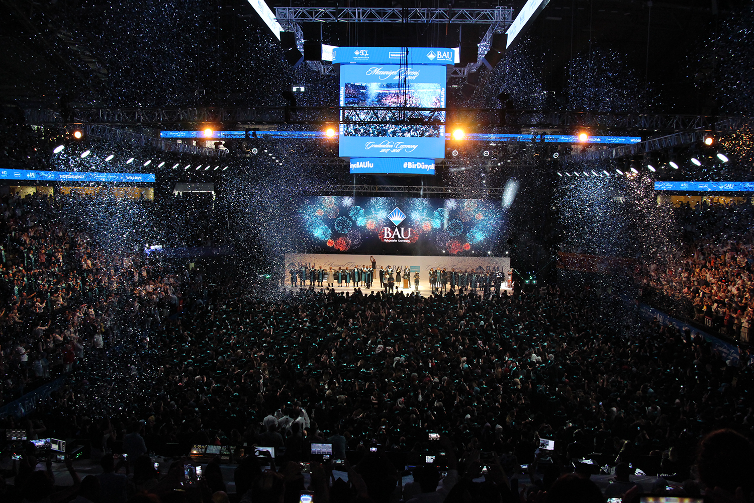 Bahçeşehir Üniversitesi 2017-2018 Mezuniyet Töreni