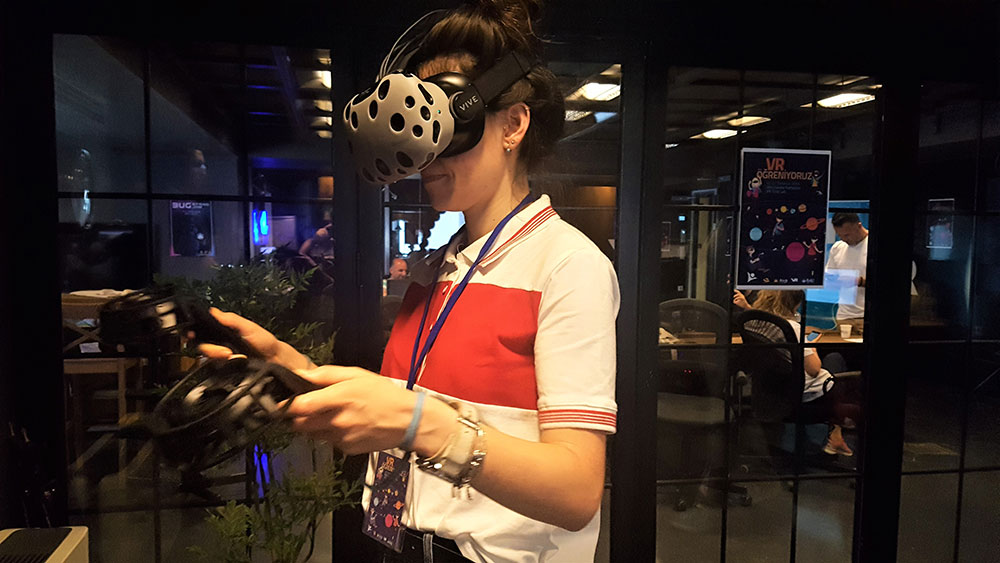 Öğretmen ve Akademisyen VR 