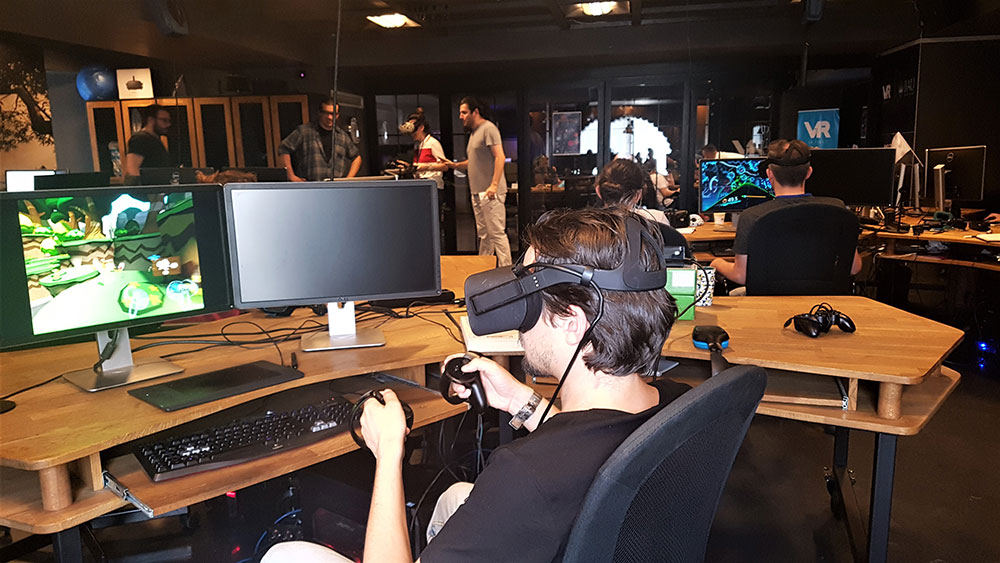 Öğretmen ve Akademisyen VR 