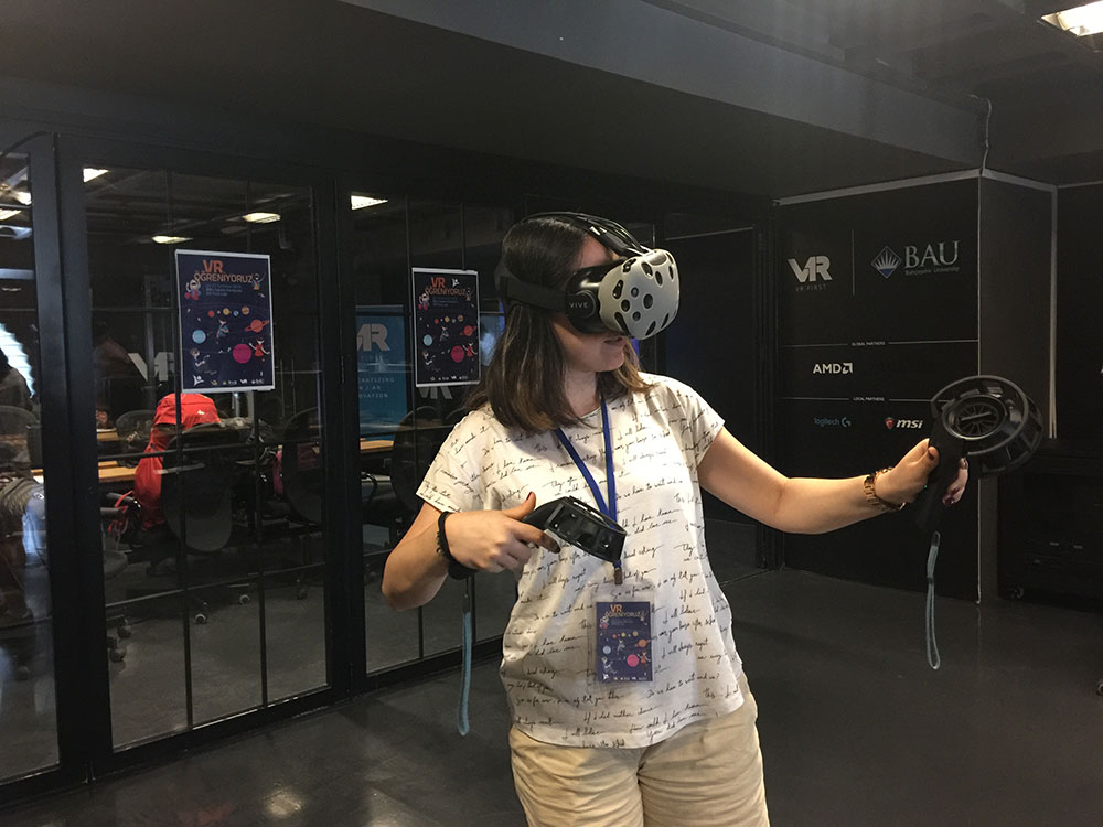 Öğretmen ve Akademisyen VR 