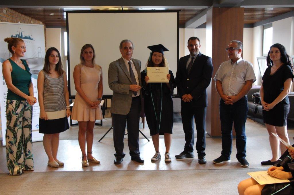 BAU Çinli Öğrencilerini Mezun Etti