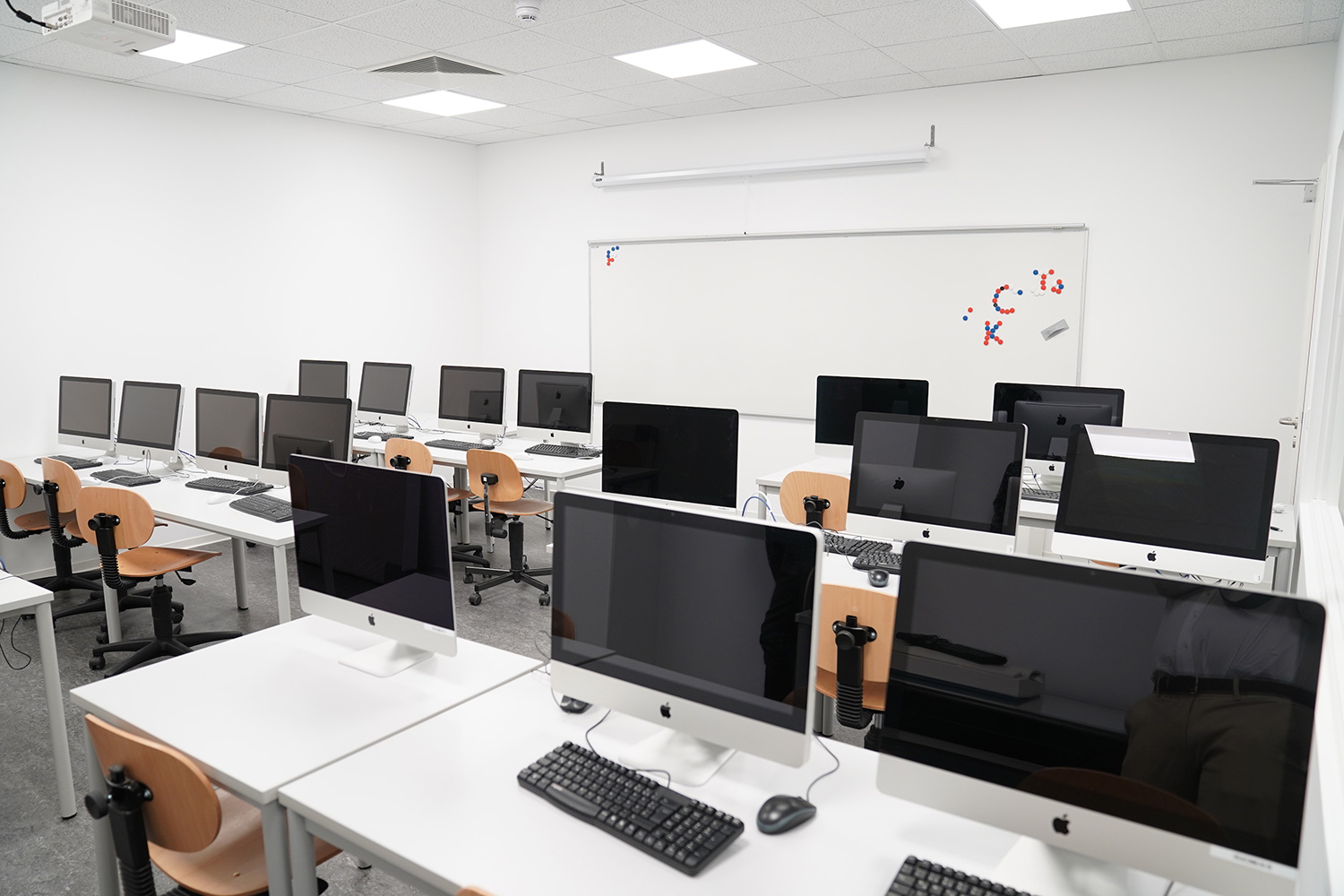 BAU International Berlin – University of Applied Sciences