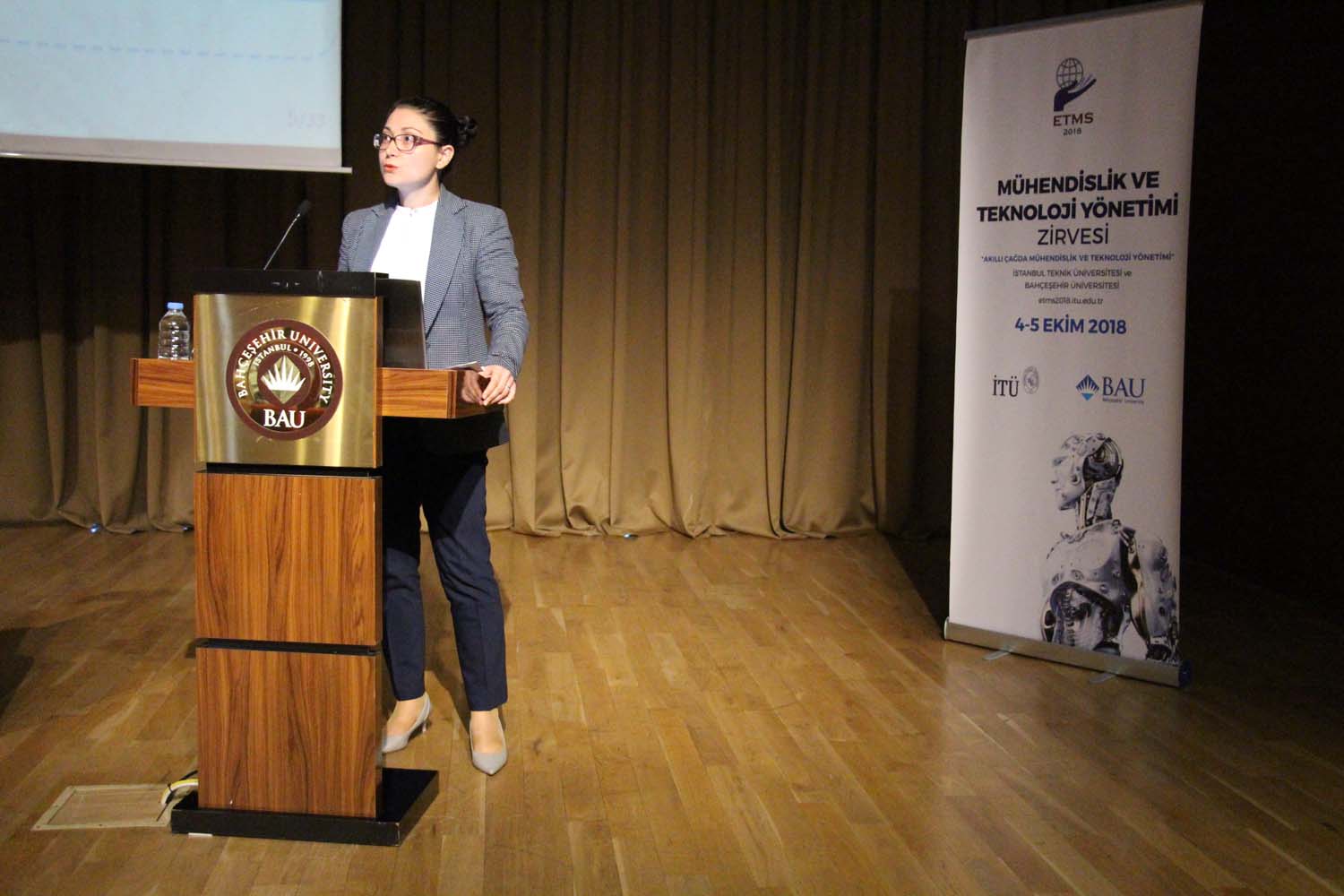 Mühendislik ve Teknoloji Yönetim Zirvesi