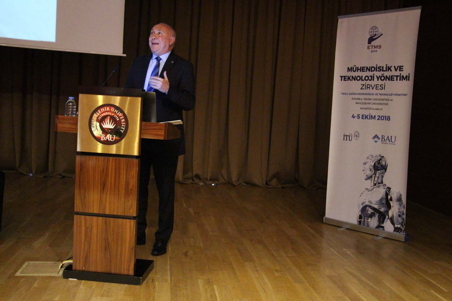 Mühendislik ve Teknoloji Yönetim Zirvesi