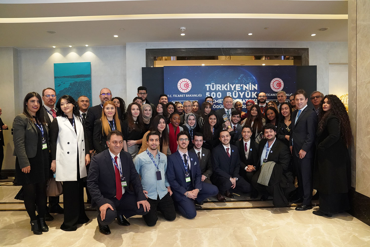 BAU'ya 3. Kez Büyük Ödül