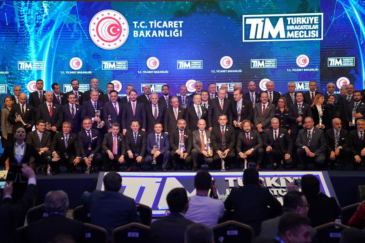 BAU'ya 3. Kez Büyük Ödül