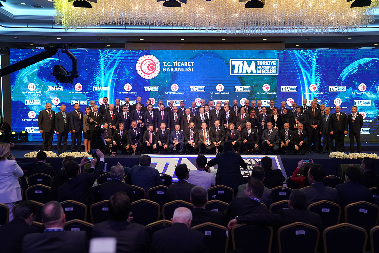 BAU'ya 3. Kez Büyük Ödül