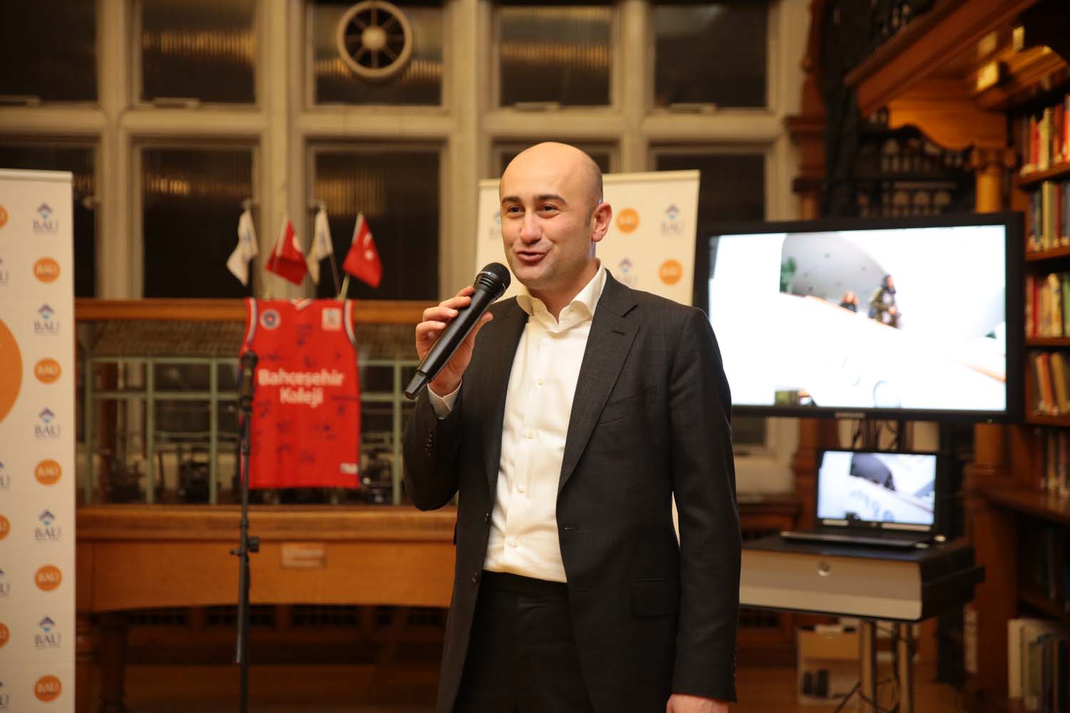 Birleşik Krallık’ta Yaşayan BAU Global Mezunları Londra’da Buluştu