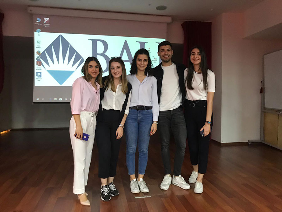 Pediatride Vakalar Eşliğinde Beslenme Sempozyumu