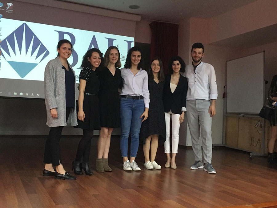 Pediatride Vakalar Eşliğinde Beslenme Sempozyumu