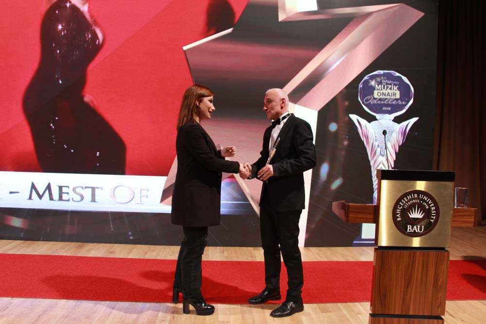 "Müziğin Yıldızları" Ödülleri Sahiplerini Buldu