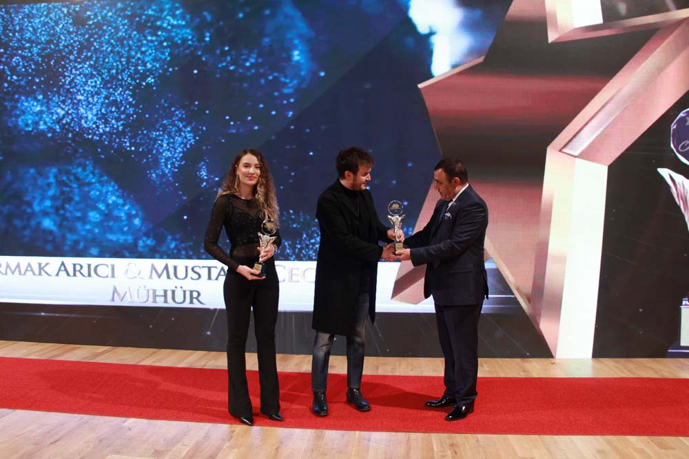 "Müziğin Yıldızları" Ödülleri Sahiplerini Buldu