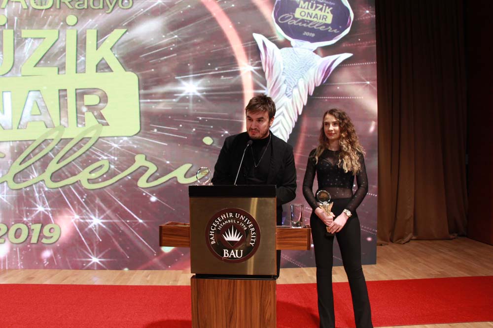 "Müziğin Yıldızları" Ödülleri Sahiplerini Buldu