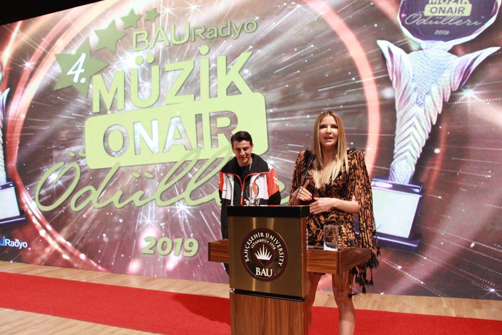 "Müziğin Yıldızları" Ödülleri Sahiplerini Buldu