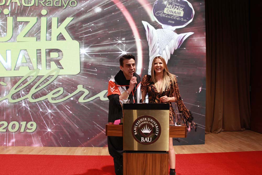 "Müziğin Yıldızları" Ödülleri Sahiplerini Buldu