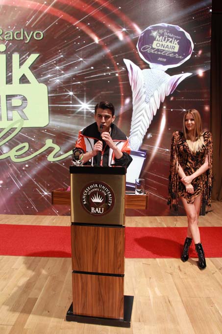 "Müziğin Yıldızları" Ödülleri Sahiplerini Buldu