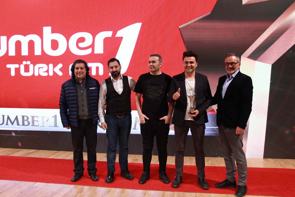 "Müziğin Yıldızları" Ödülleri Sahiplerini Buldu