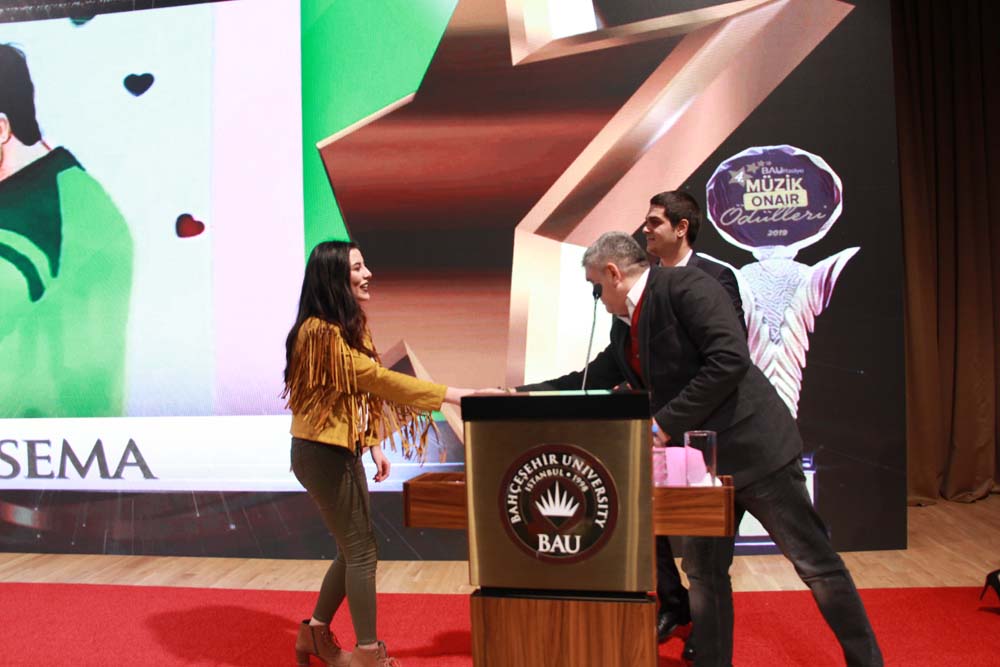 "Müziğin Yıldızları" Ödülleri Sahiplerini Buldu