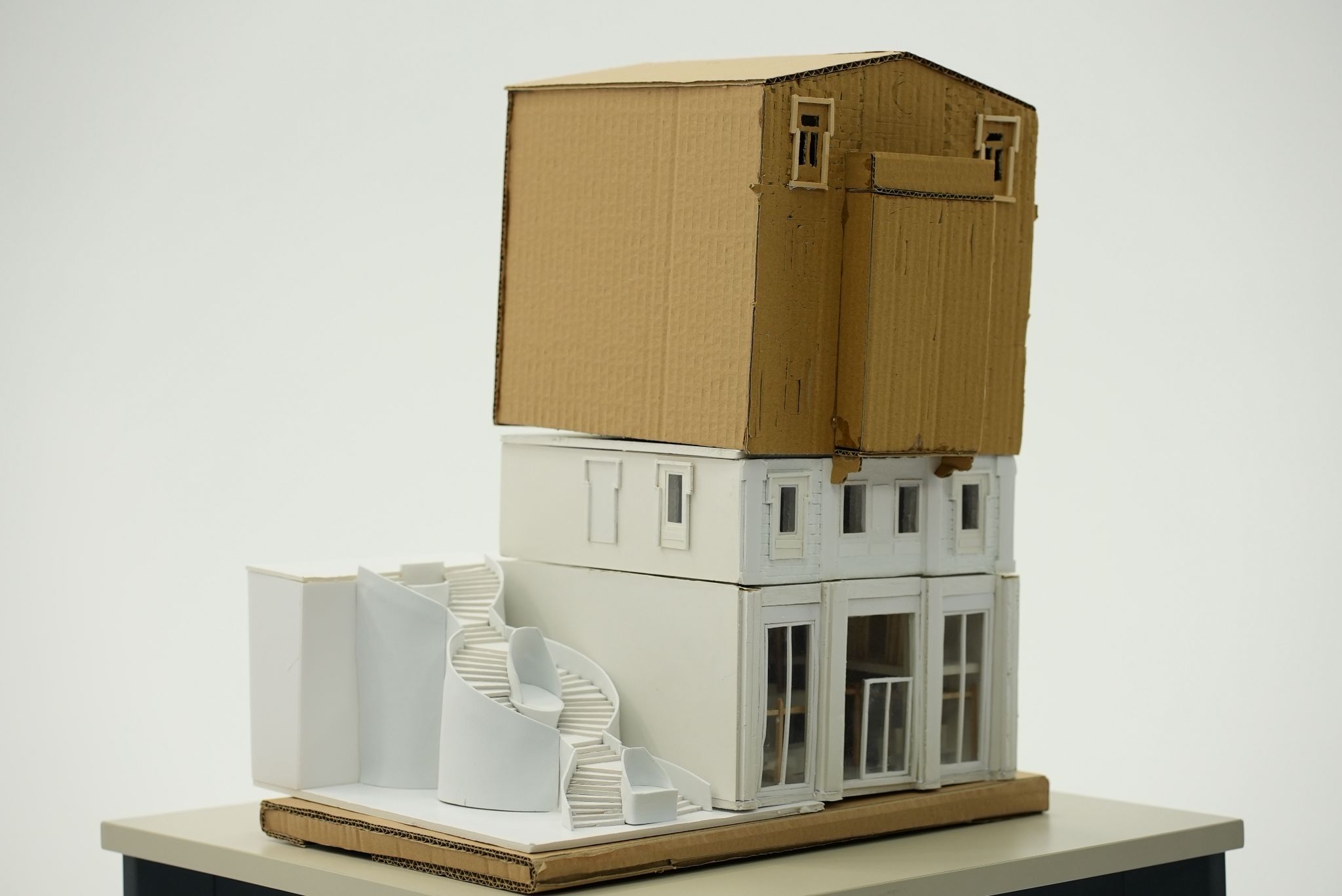 2. Sınıf Jürileri ve Öğrenci Projeleri