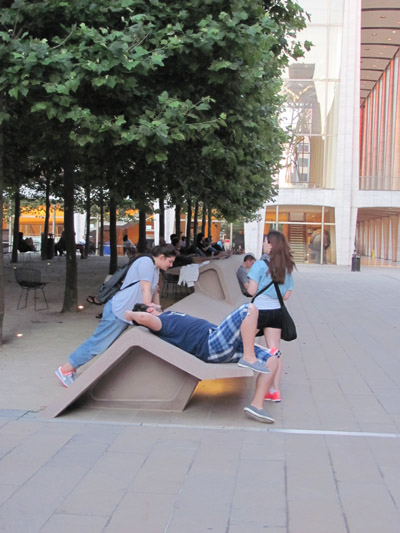 Mimarlık ve Tasarım Fakültesi ABD 2012