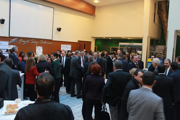 KEYİAD İş Dünyası Zirvesi BAU'da