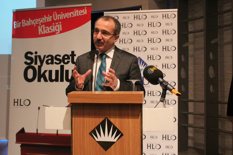Siyaset Okulu 9'un Açılışını Bakan Dinçer Yaptı