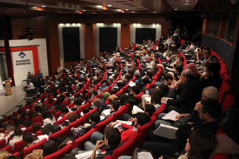 Siyaset Okulu 9'un Açılışını Bakan Dinçer Yaptı