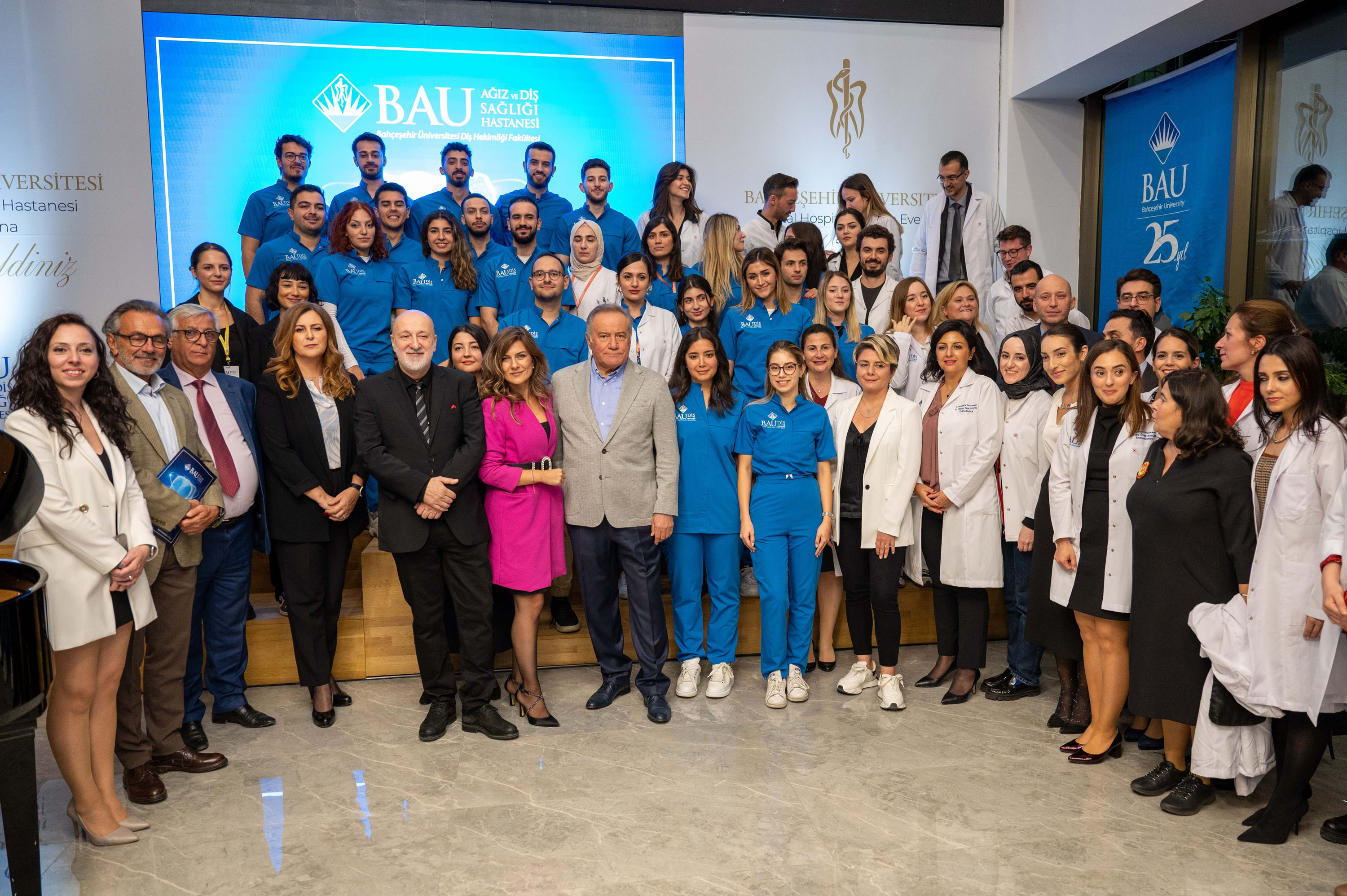 Bahçeşehir Üniversitesi Ağız ve Diş Sağlığı Hastanesi açıldı