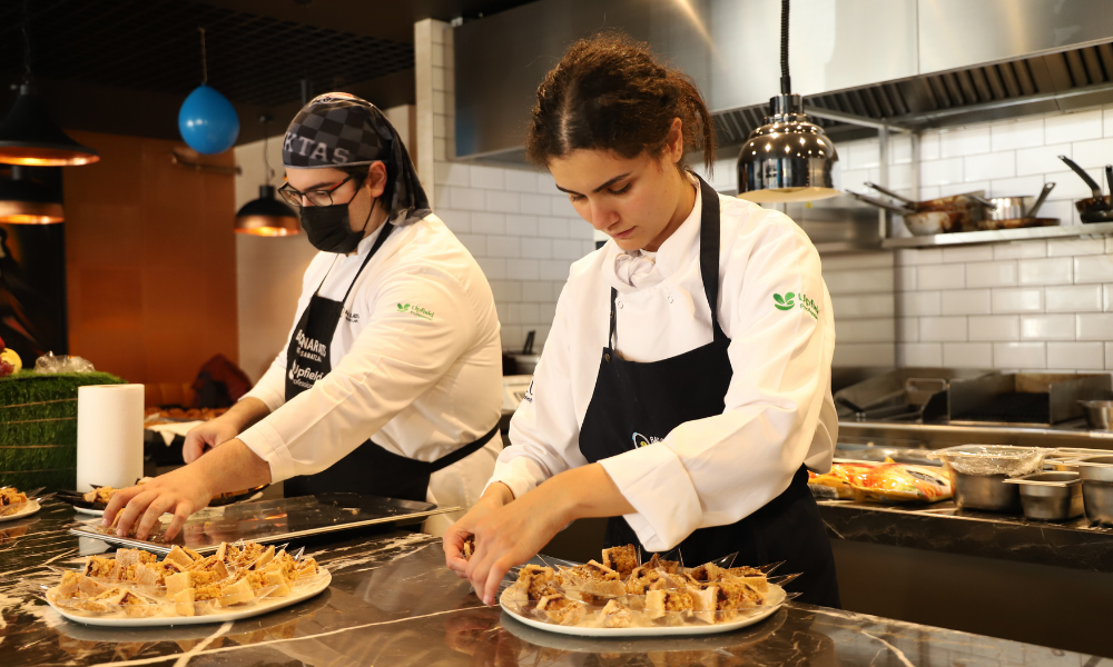 BAU Gastronomi'de Topraksız Tarım