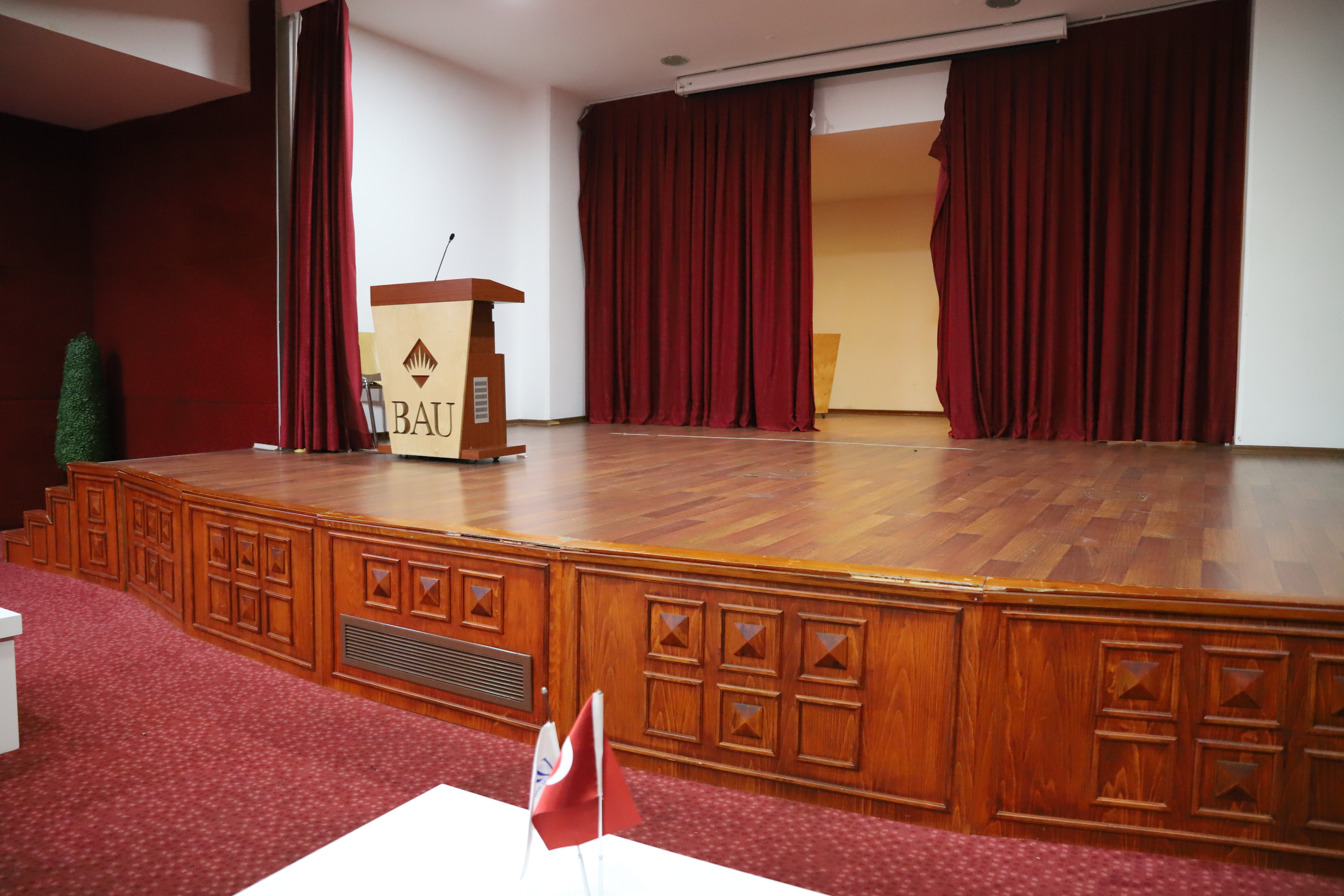 Kuzey Kampüs Konferans Salonu