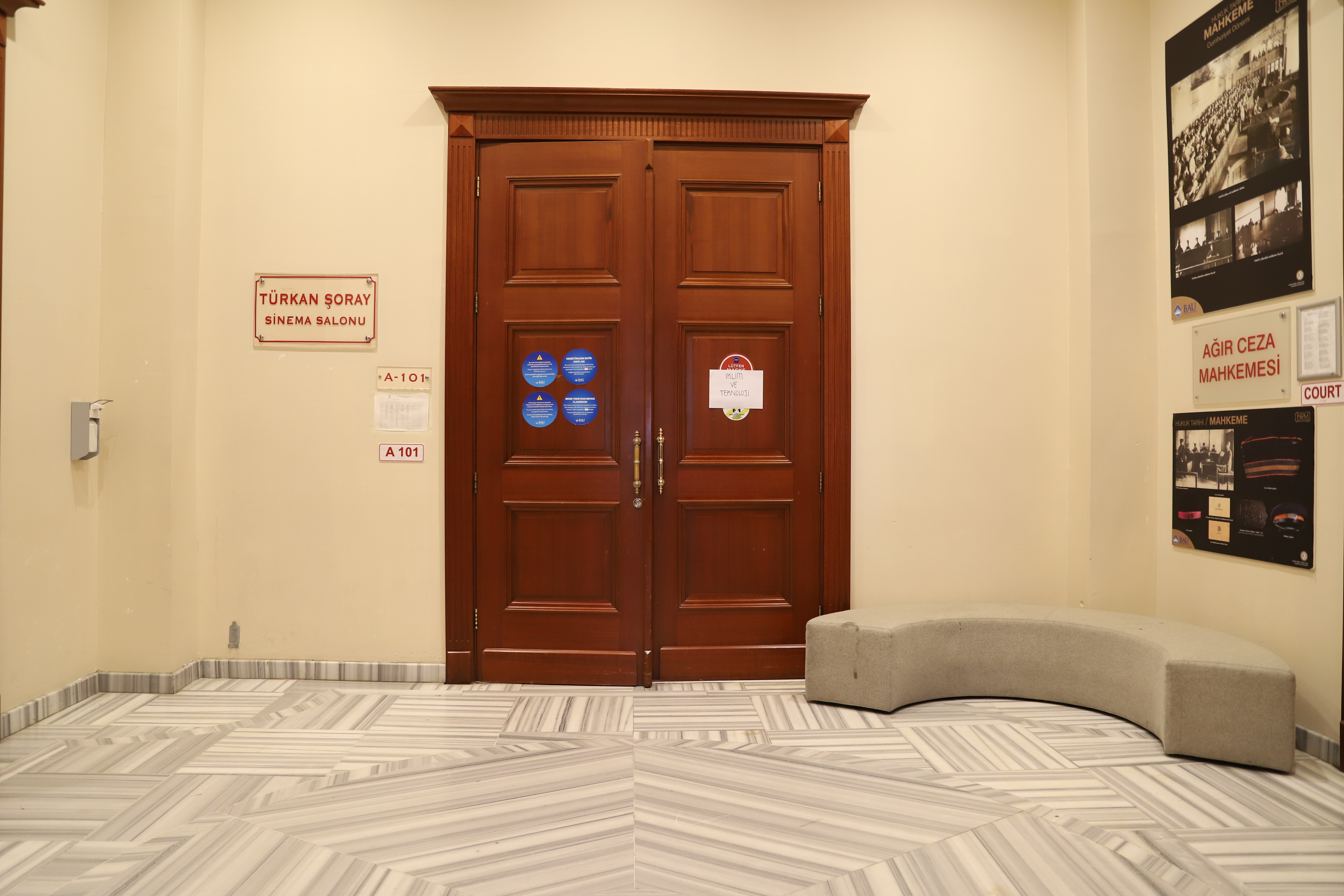 Türkan Şoray Sahnesi