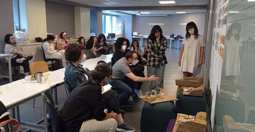 1. Sınıf Jürileri ve Öğrenci Projeleri